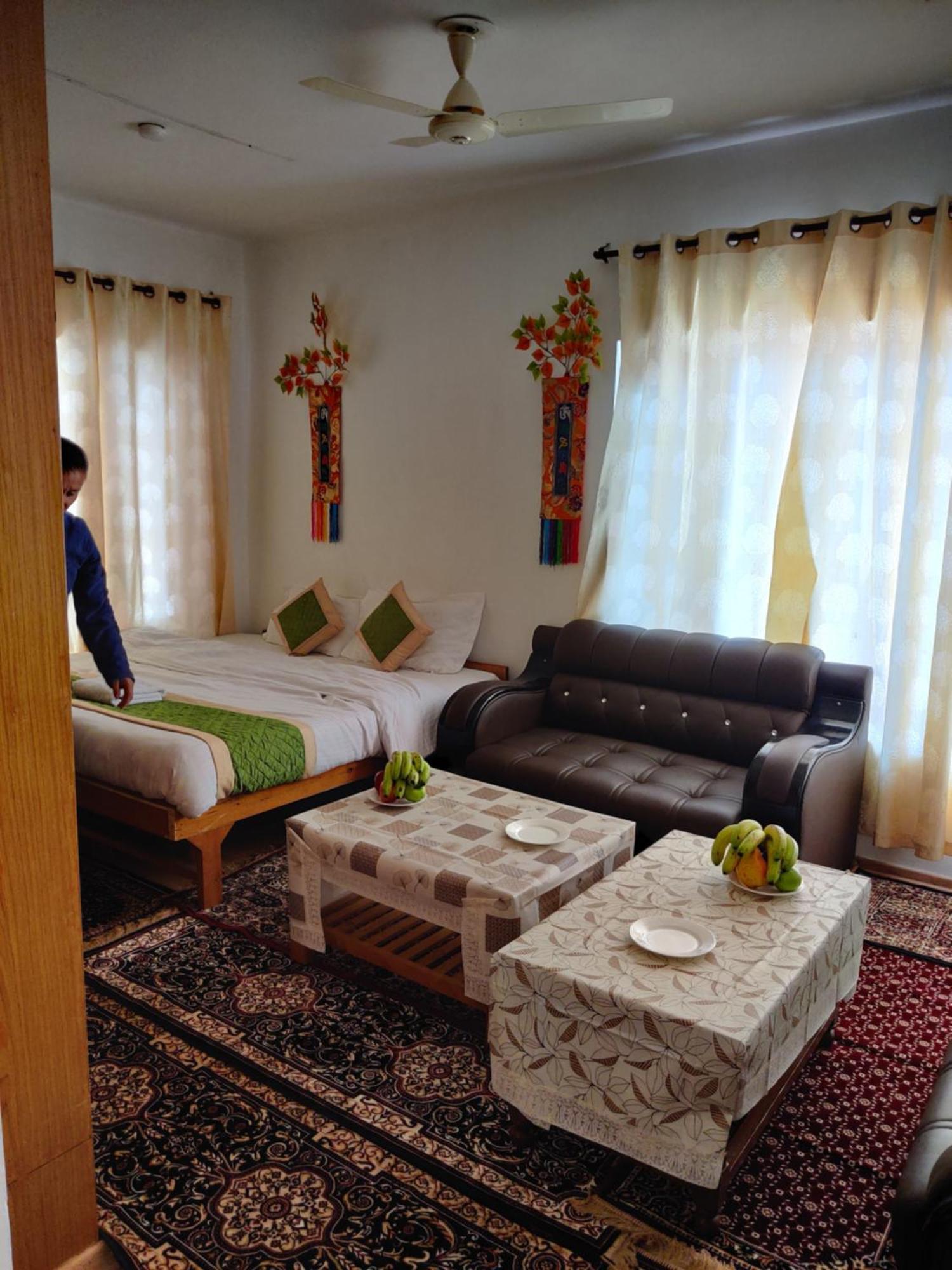 Hotel Akash - Luxury Hotel In Mcleodganj McLeod Ganj Exterior foto