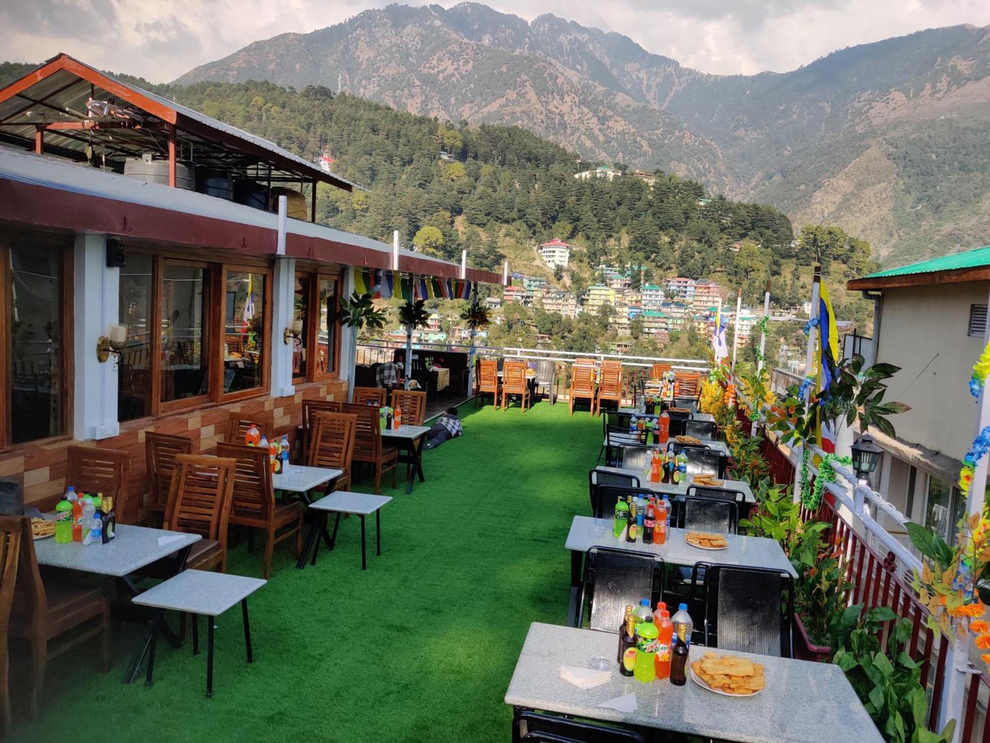 Hotel Akash - Luxury Hotel In Mcleodganj McLeod Ganj Exterior foto