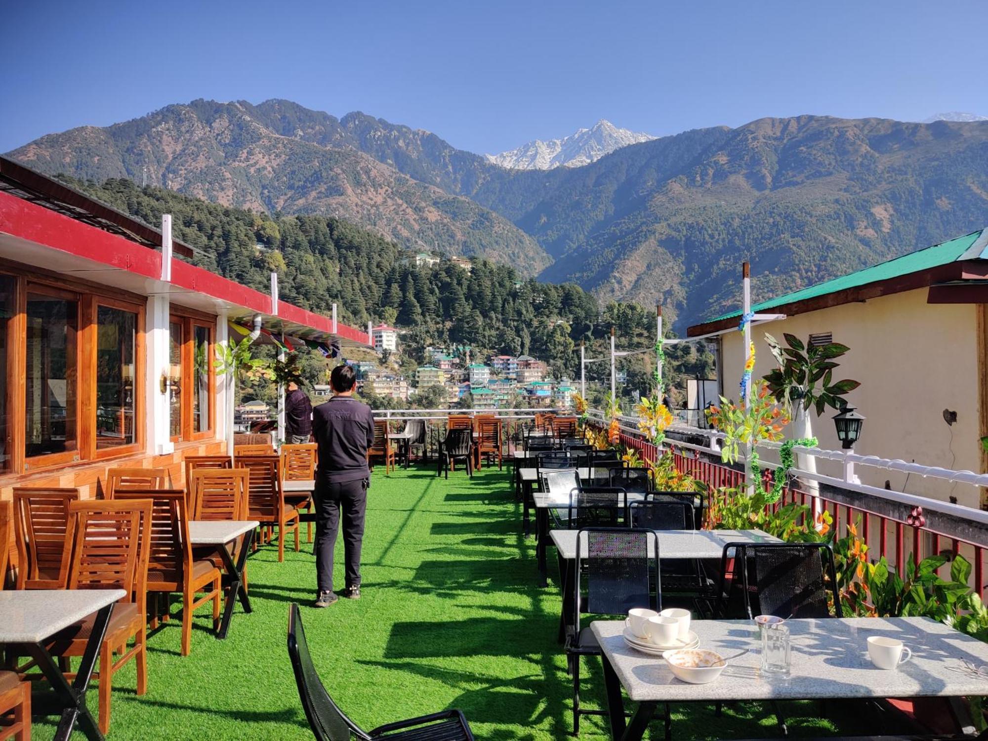 Hotel Akash - Luxury Hotel In Mcleodganj McLeod Ganj Exterior foto